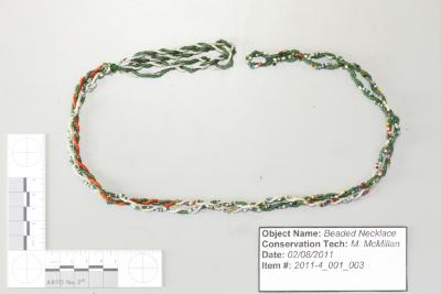 Twist pattern necklace