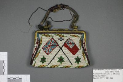 White patterned purse