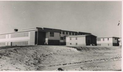 Photograph of a school in Hobbema