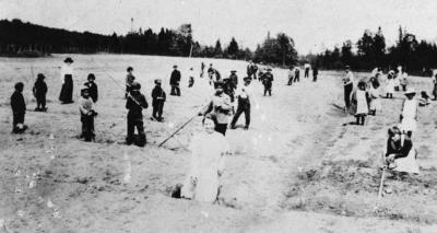 Photograph of children working in the field
