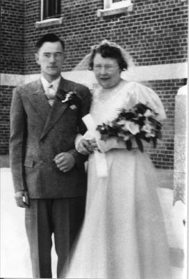Photograph of Ingle wedding at the Fauquier Chapel