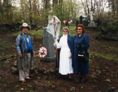 Photograph cairn commemoration